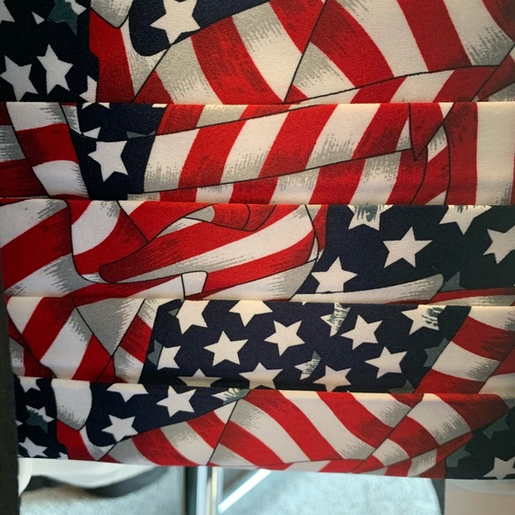 NWOT American Flag Tie & Cummerbund Set - Picture 2 of 3